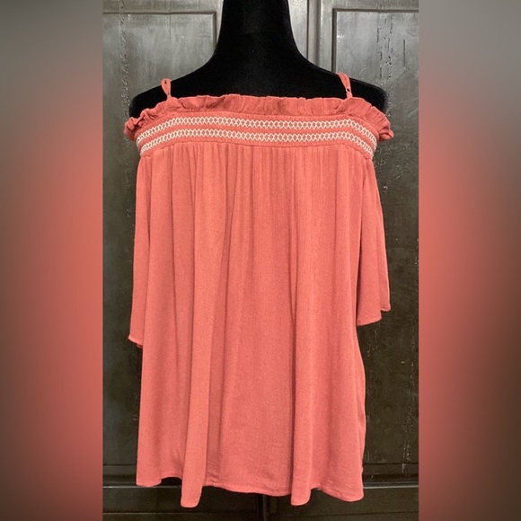 Charlotte Russe oversized open shoulder SW burnt Orange blouse. Size Medium - Picture 3 of 10